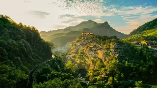 逐鹿中原新手必知：基础操作入门指南 海报